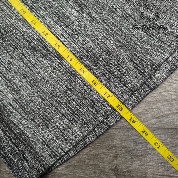 H&M Metallic Mini Skirt Size 10 - Picture 4 of 5